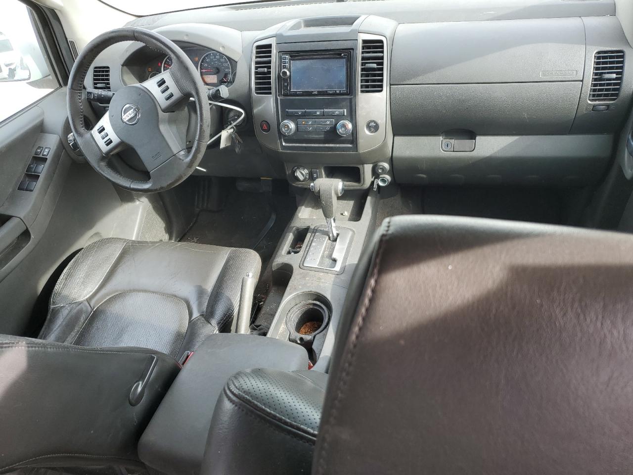 2010 Nissan XTerra - Image 8