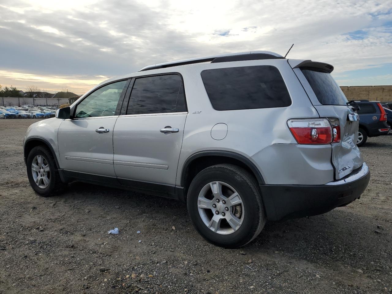 2009 GMC Acadia - Image 2