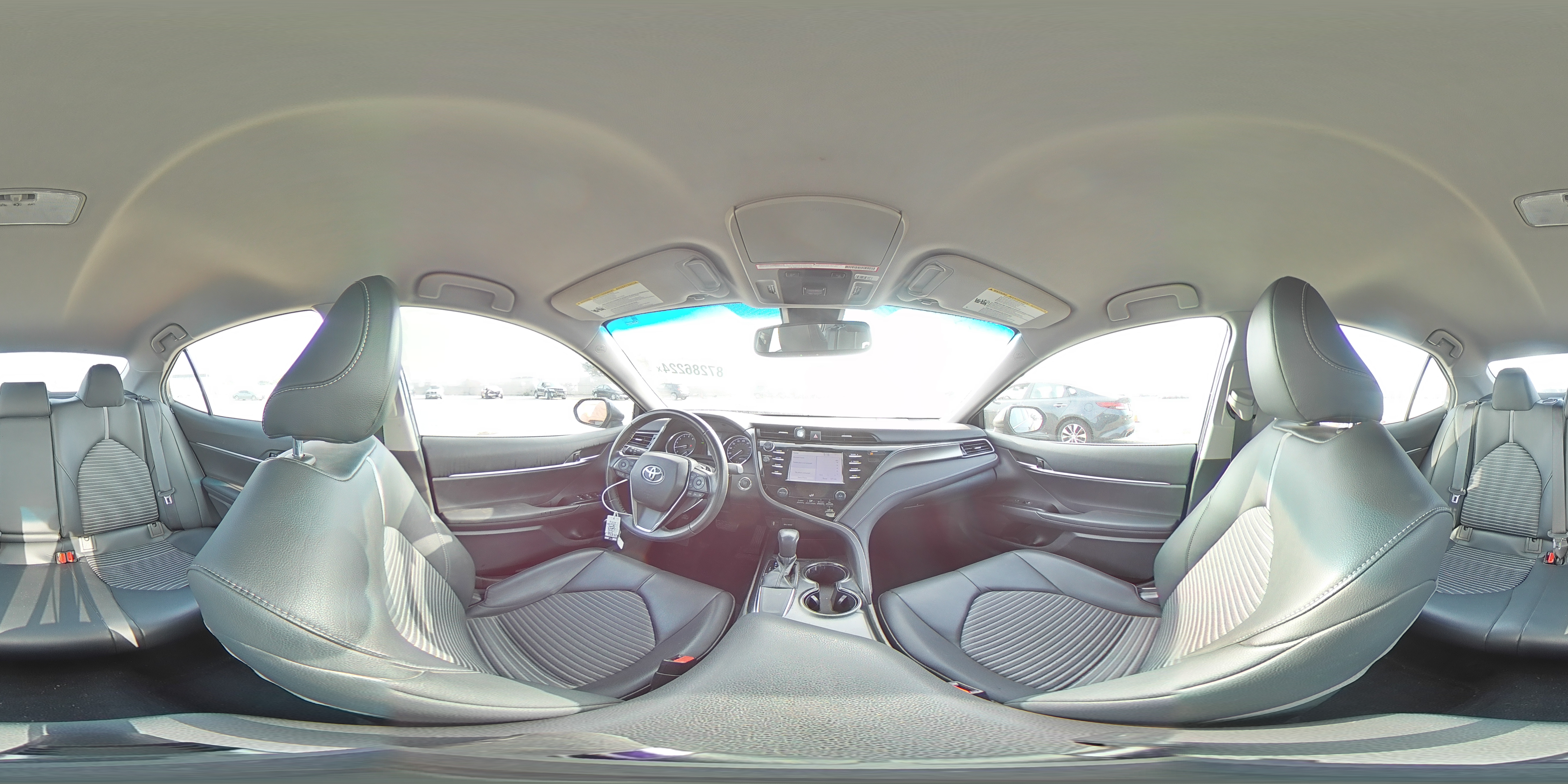 2019 Toyota Camry - Image 12