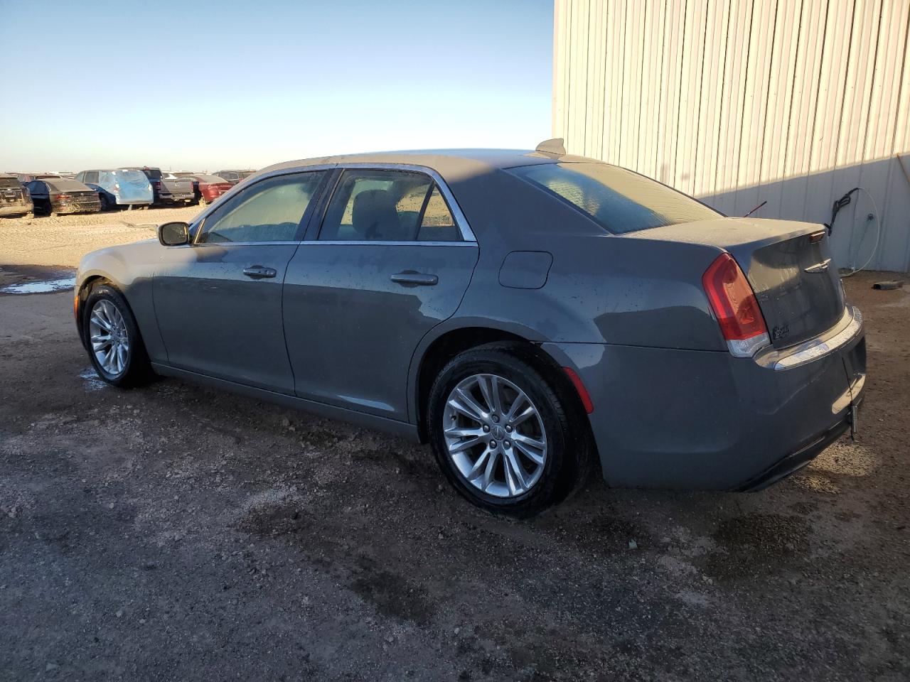 2018 Chrysler 300 - Image 2