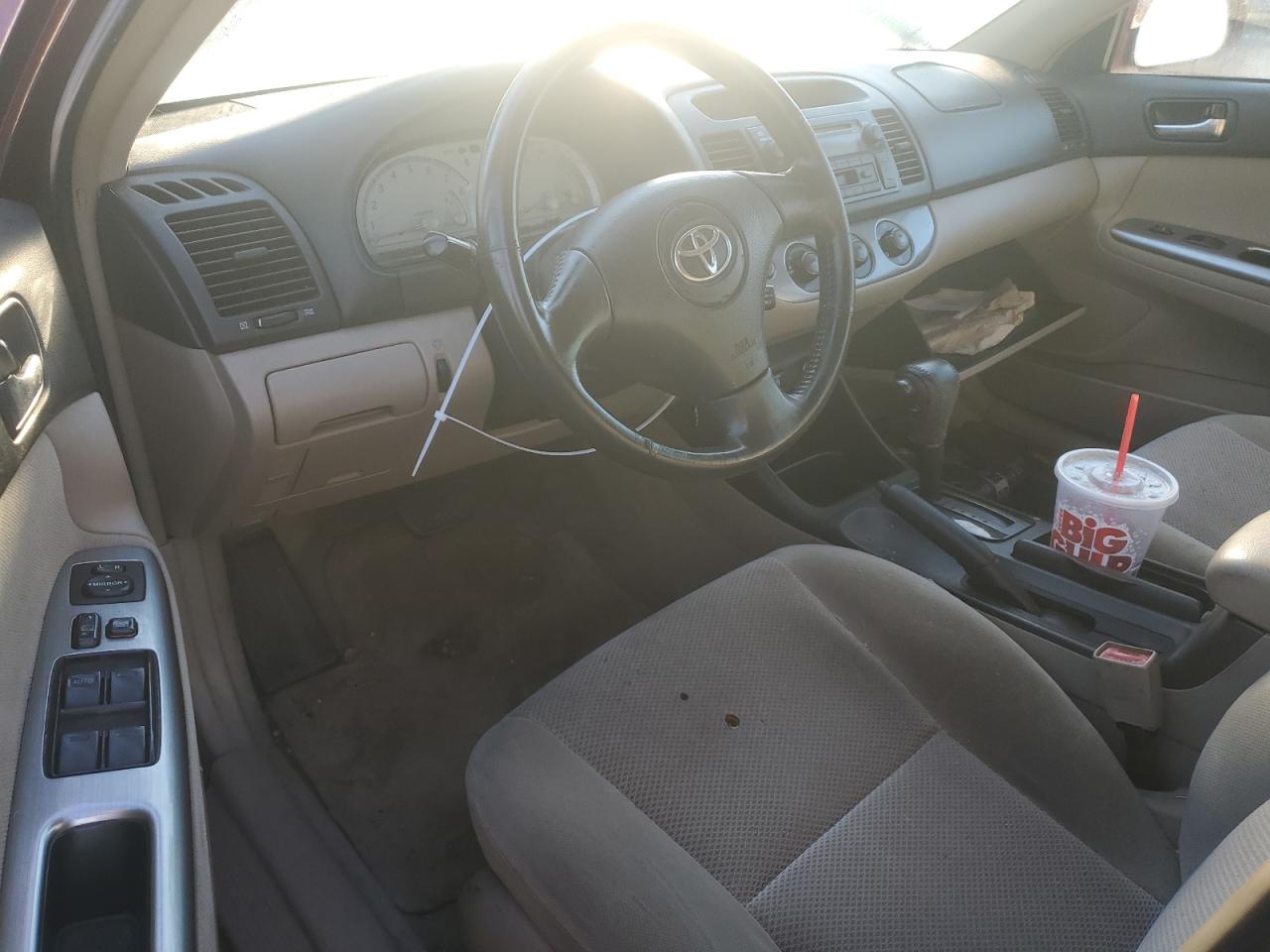 2003 Toyota Camry Le VIN: 4T1BE32K33U240758 Lot: 57080135