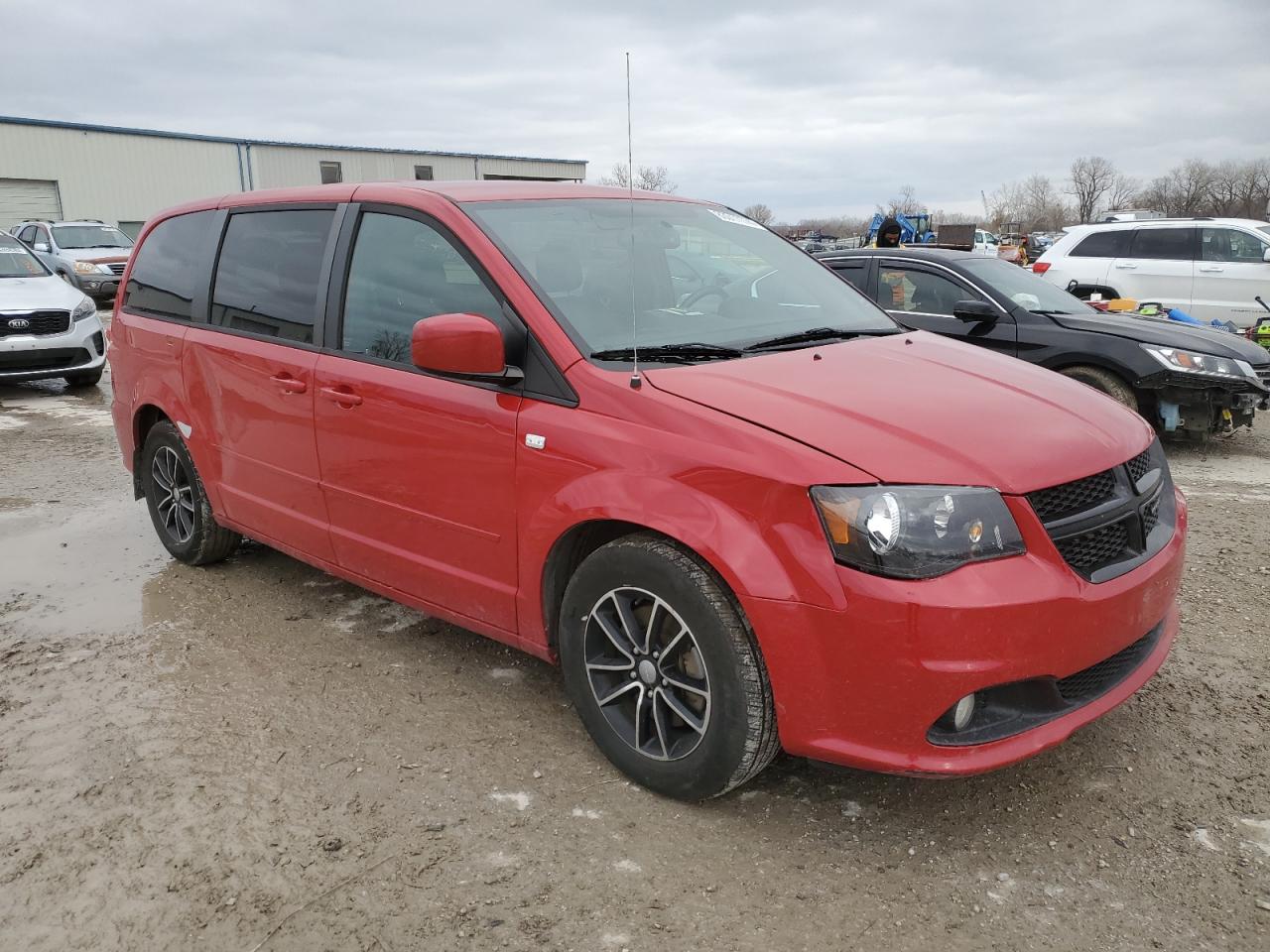 2014 Dodge Caravan - Image 4