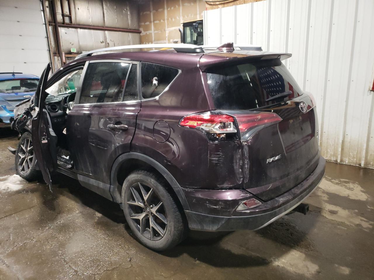 2017 Toyota RAV 4 - Image 2