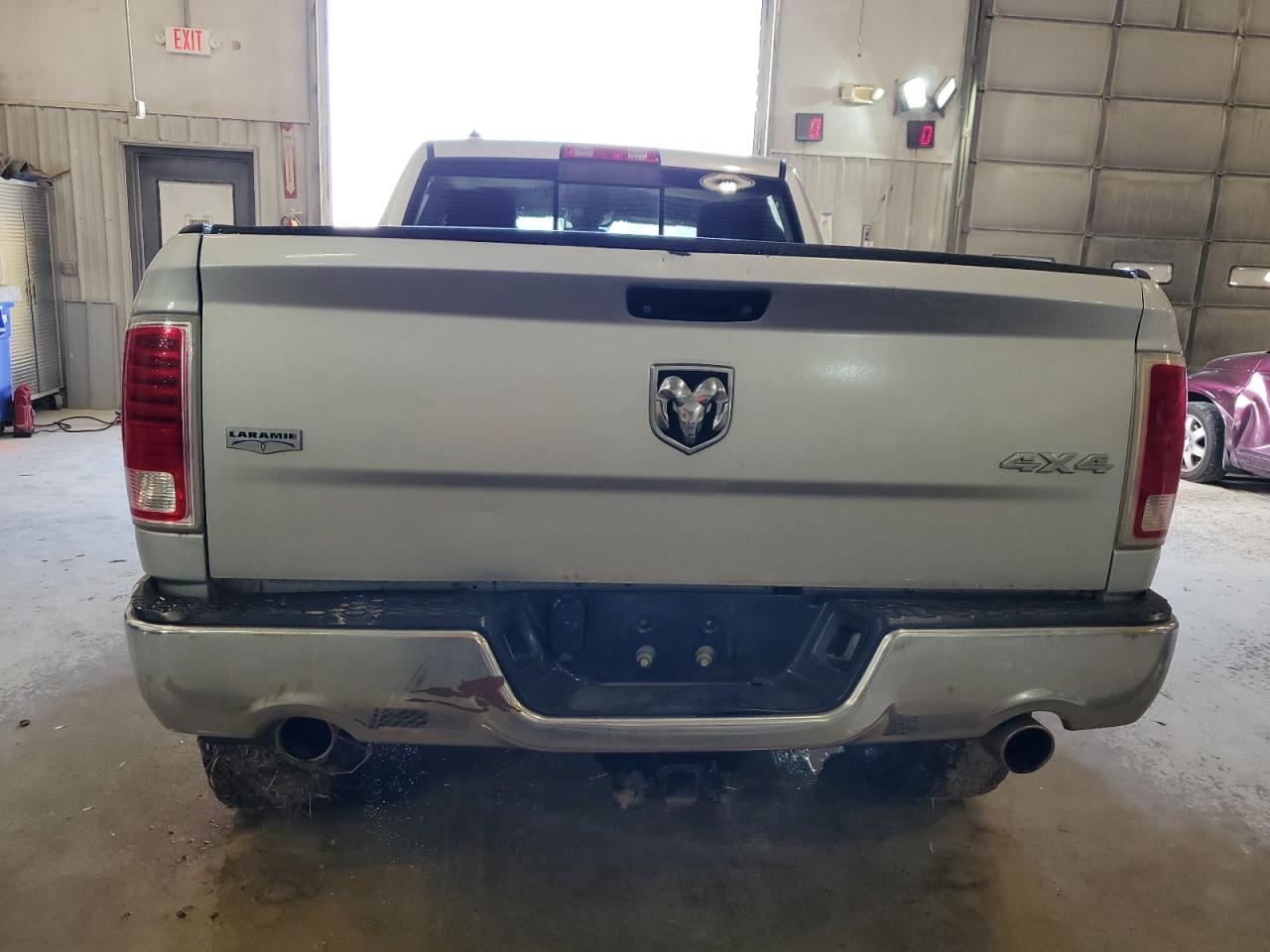 2015 Ram 1500 Laramie VIN: 1C6RR7VT6FS637228 Lot: 83196794