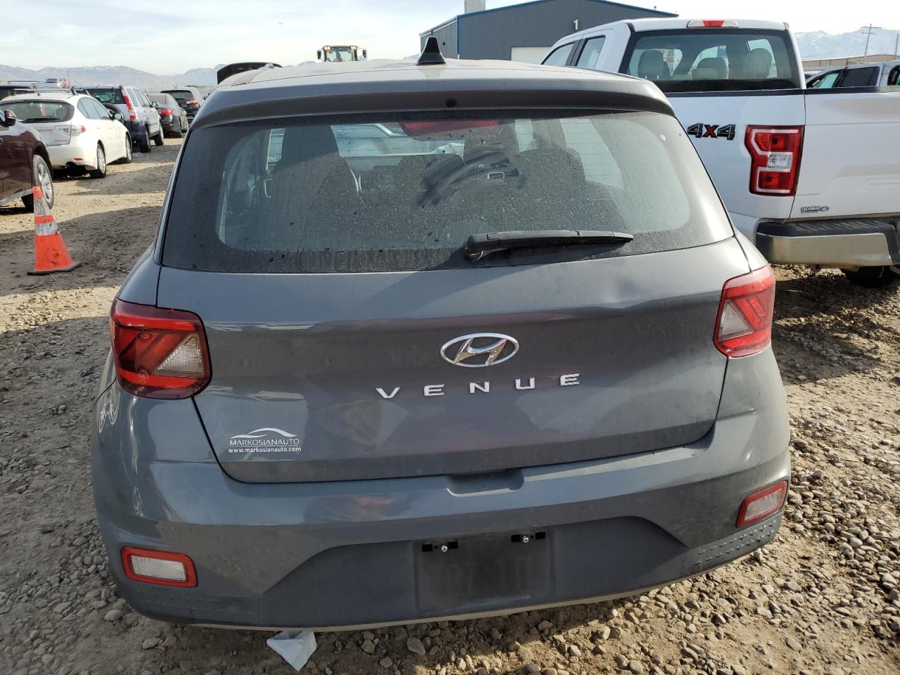 2021 Hyundai Venue Se VIN: KMHRB8A31MU095784 Lot: 83353694