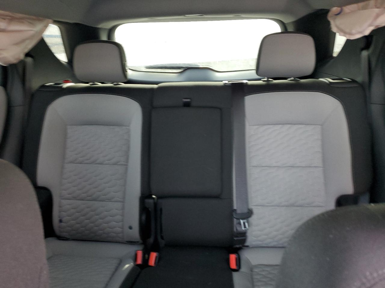 2020 Chevrolet Equinox - Image 10