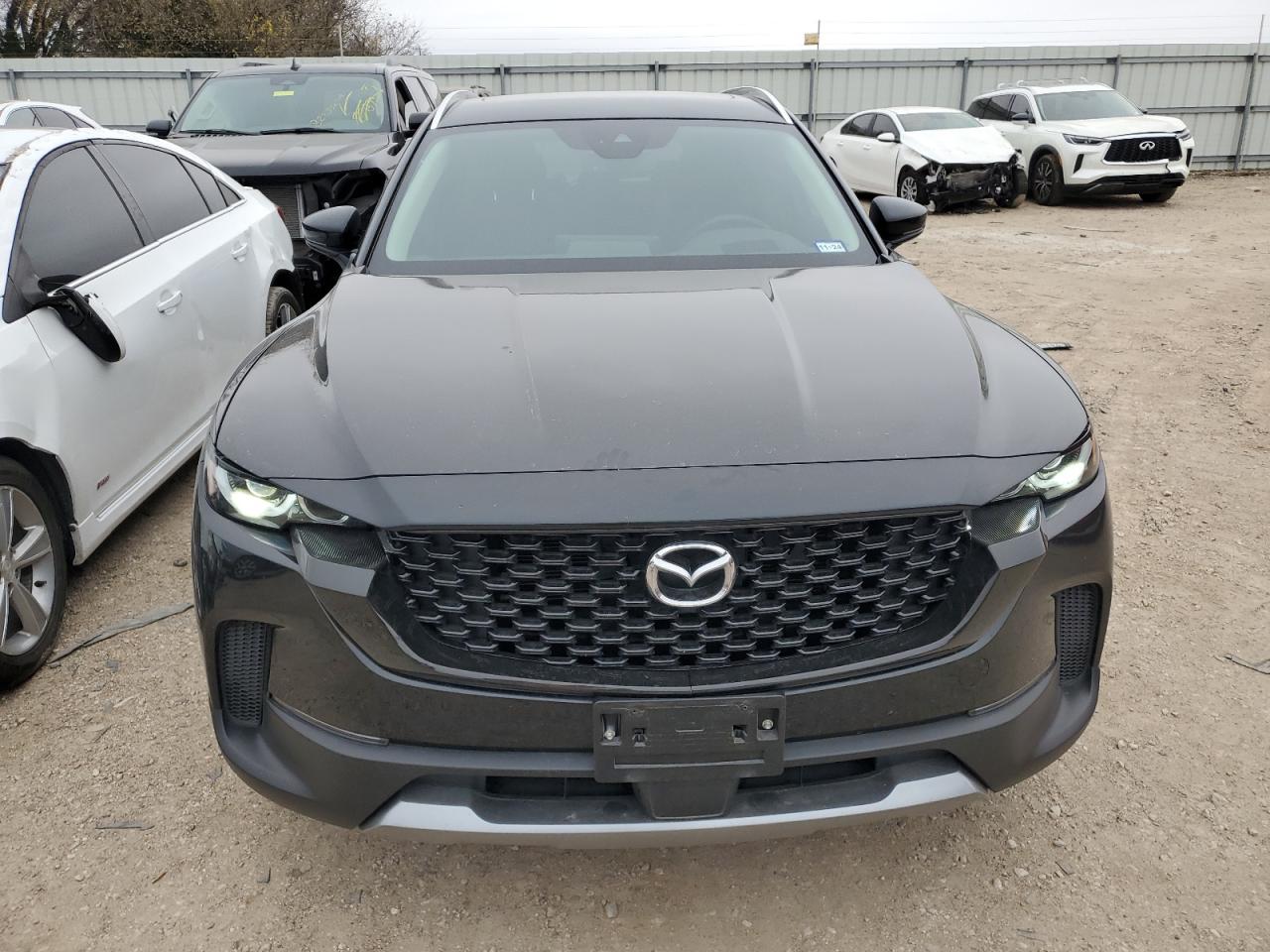 2023 Mazda CX-50 - Image 5