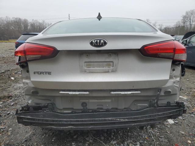  KIA FORTE 2017 Сріблястий