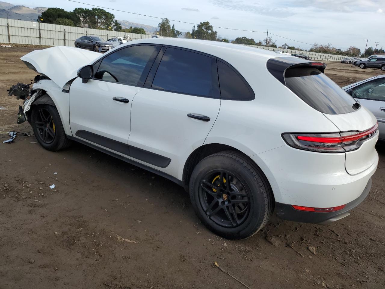 VIN WP1AA2A58MLB08599 2021 PORSCHE MACAN no.2