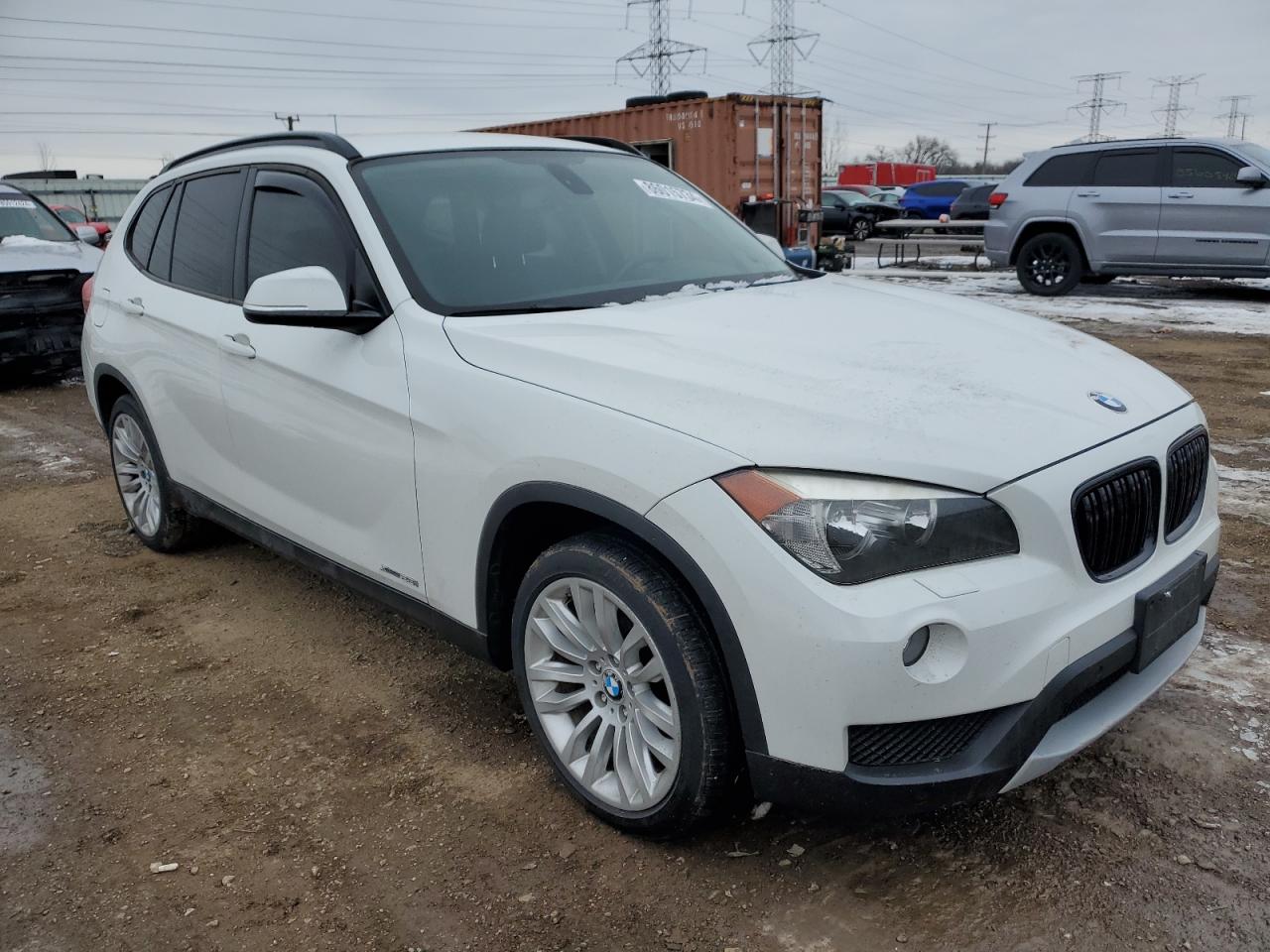 2013 BMW X1 - Image 4