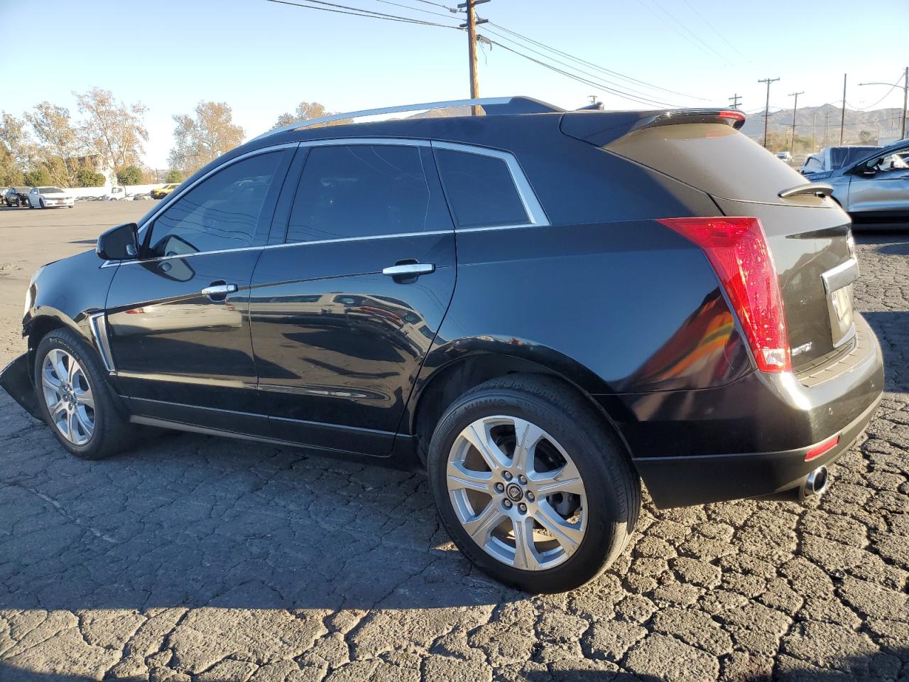 VIN 3GYFNDE33DS640444 2013 CADILLAC SRX no.2