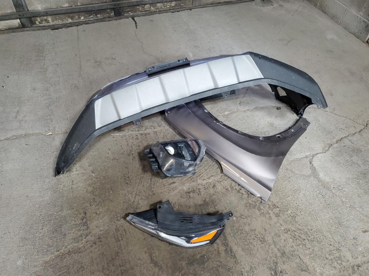 2019 Hyundai Santa Fe - Image 13