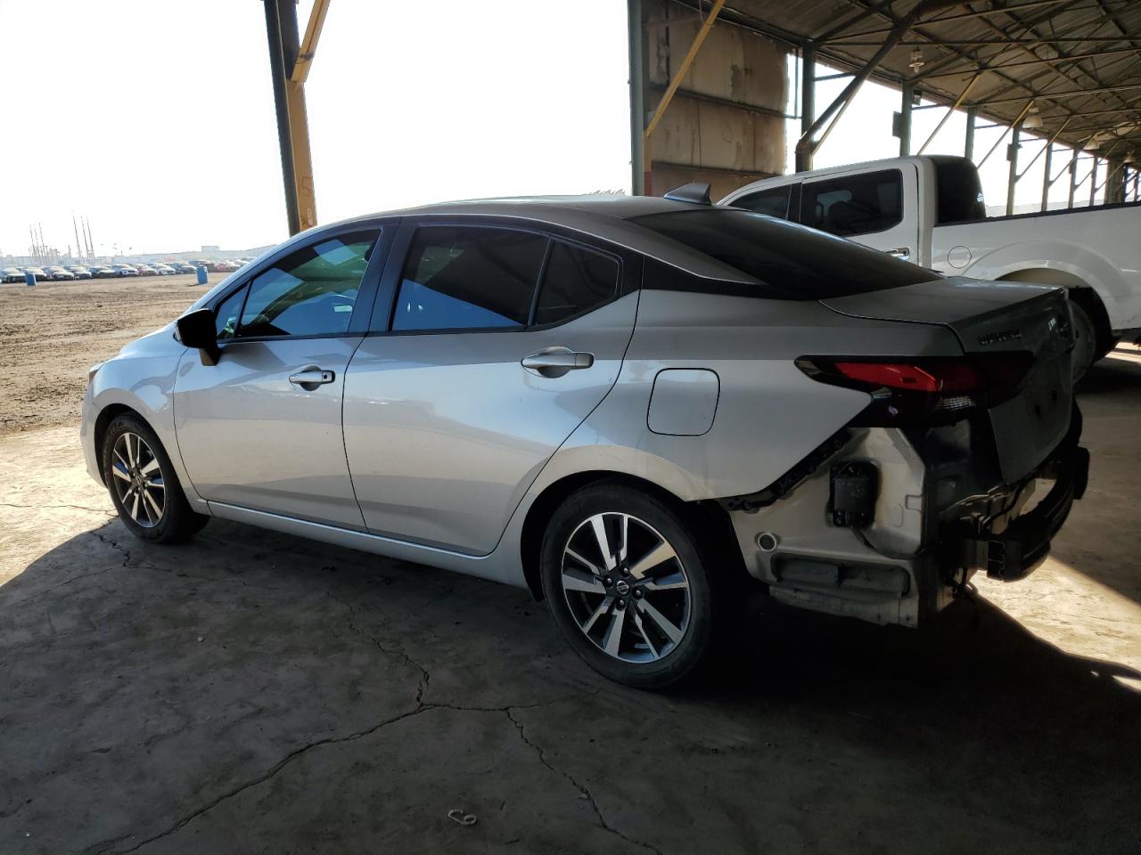 2021 Nissan Versa - Image 2