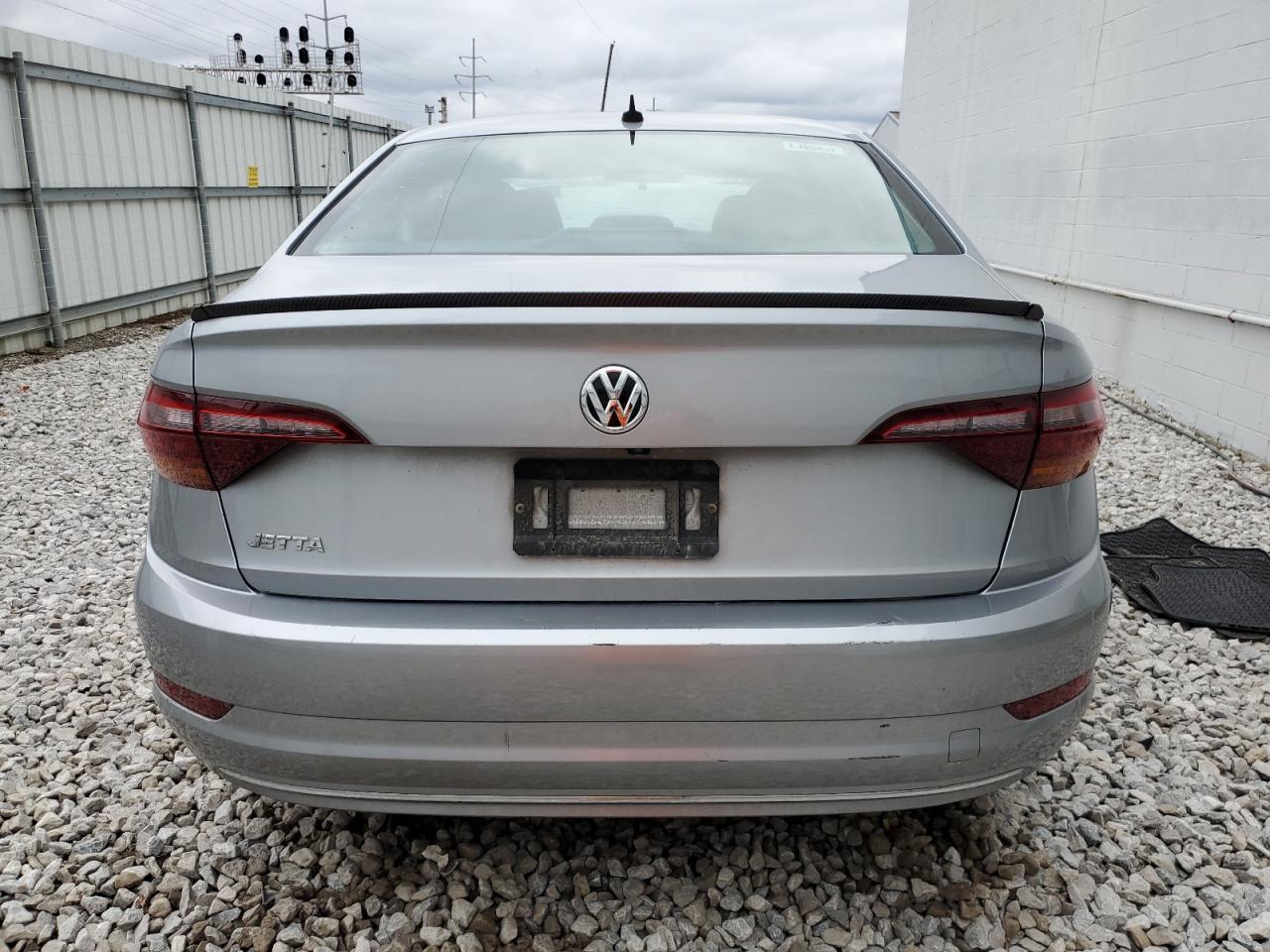 2019 Volkswagen Jetta - Image 6