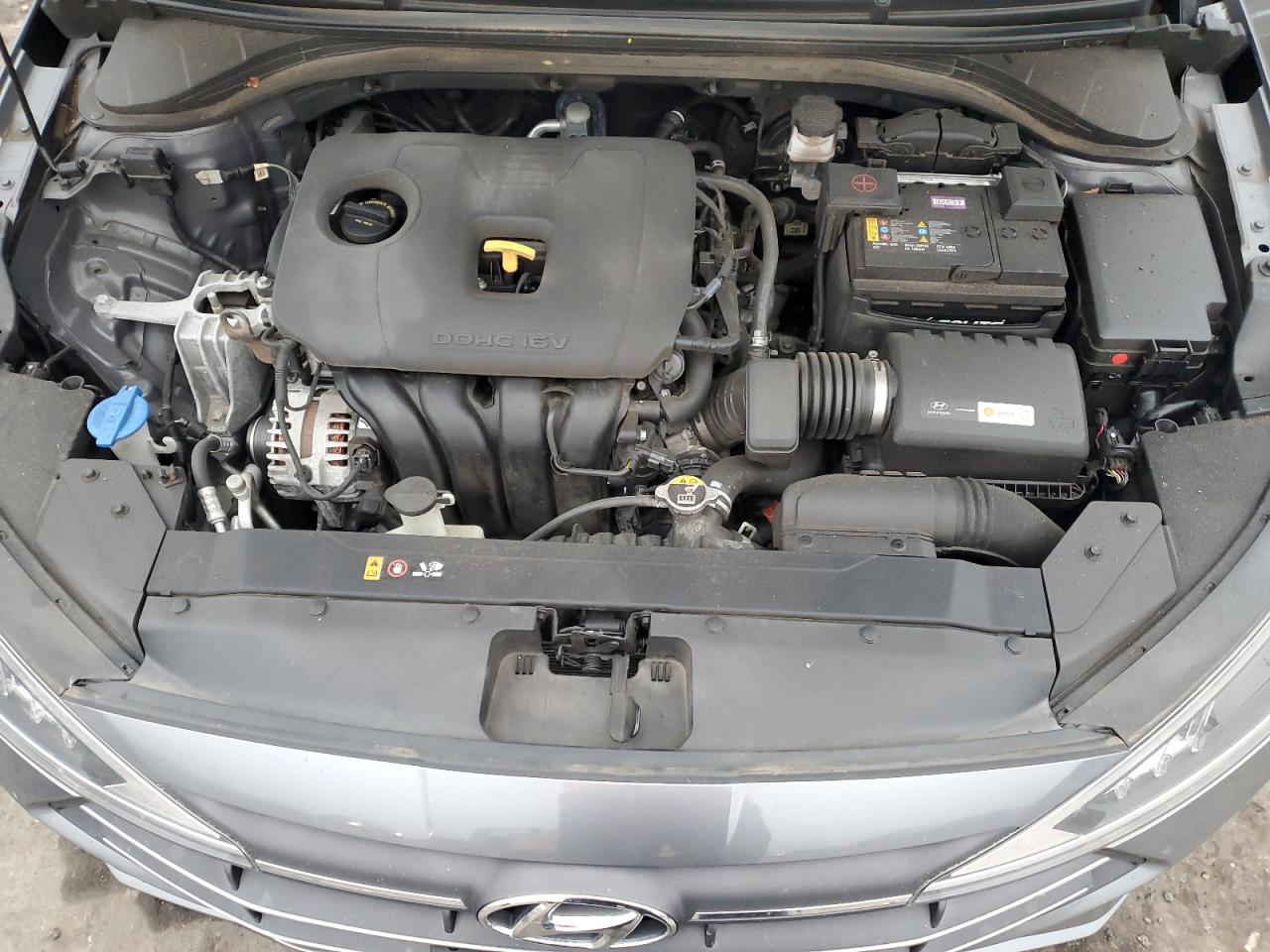 2019 Hyundai Elantra - Image 11