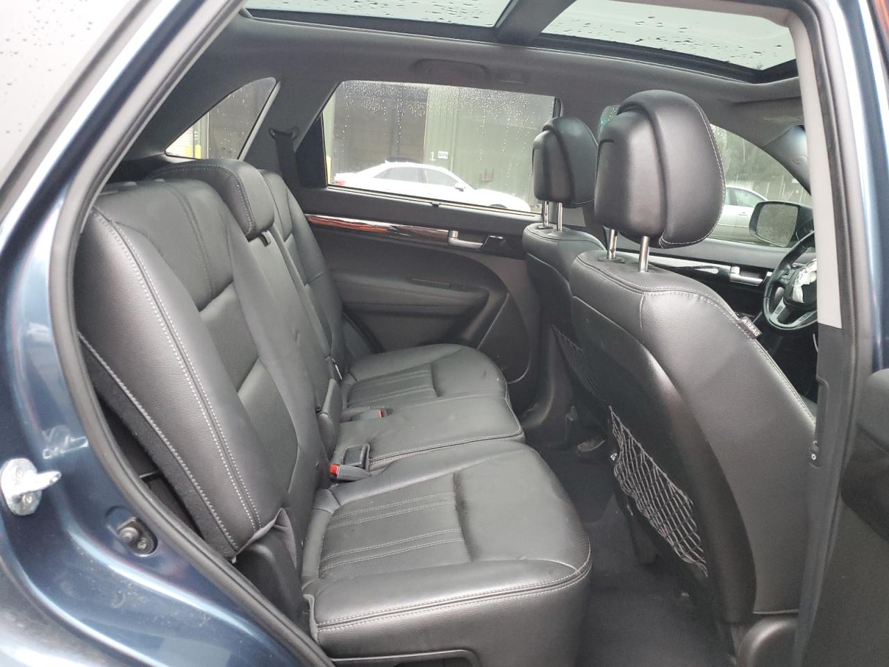 2014 Kia Sorento - Image 11