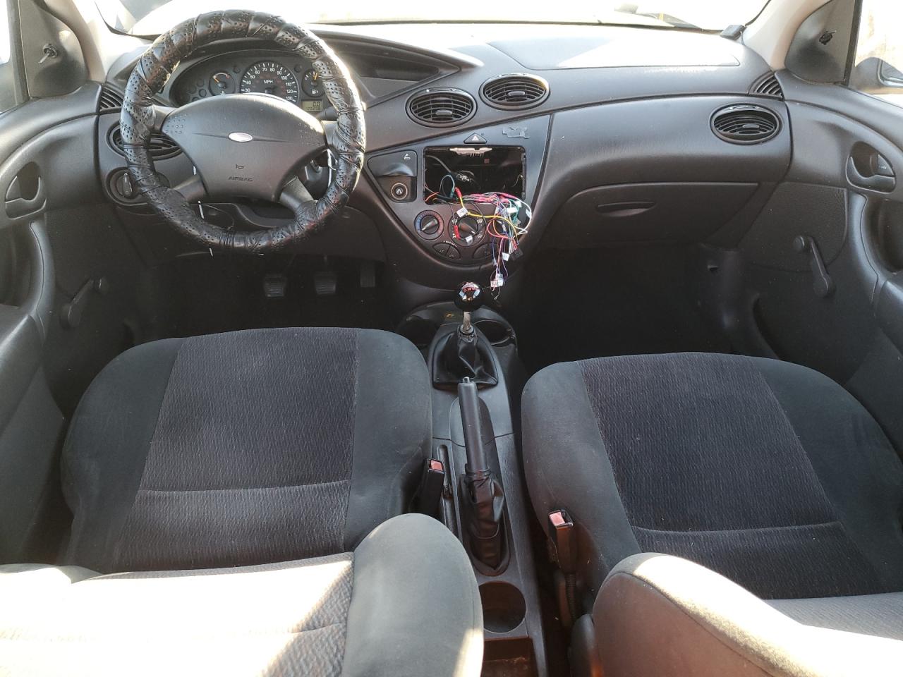 2000 Ford Focus - Image 8