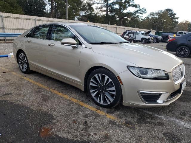  LINCOLN MKZ 2017 Золотой