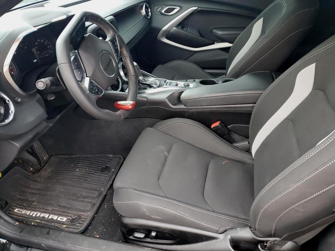2023 Chevrolet Camaro - Image 7