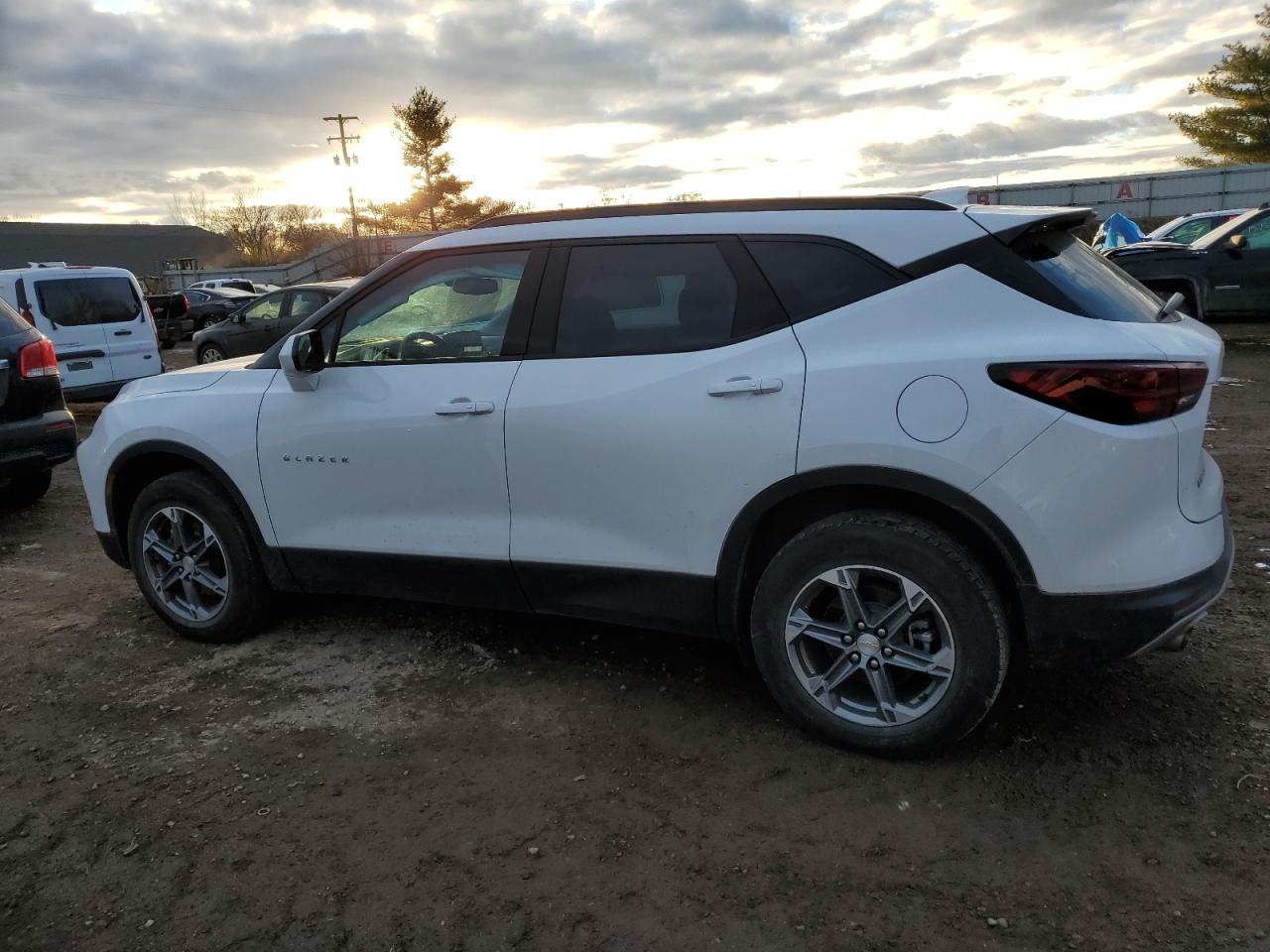 2023 Chevrolet Blazer - Image 2