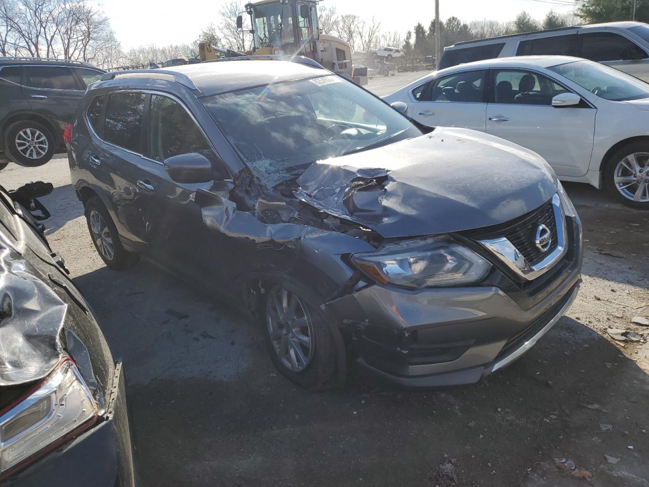 2017 Nissan Rogue - Image 4