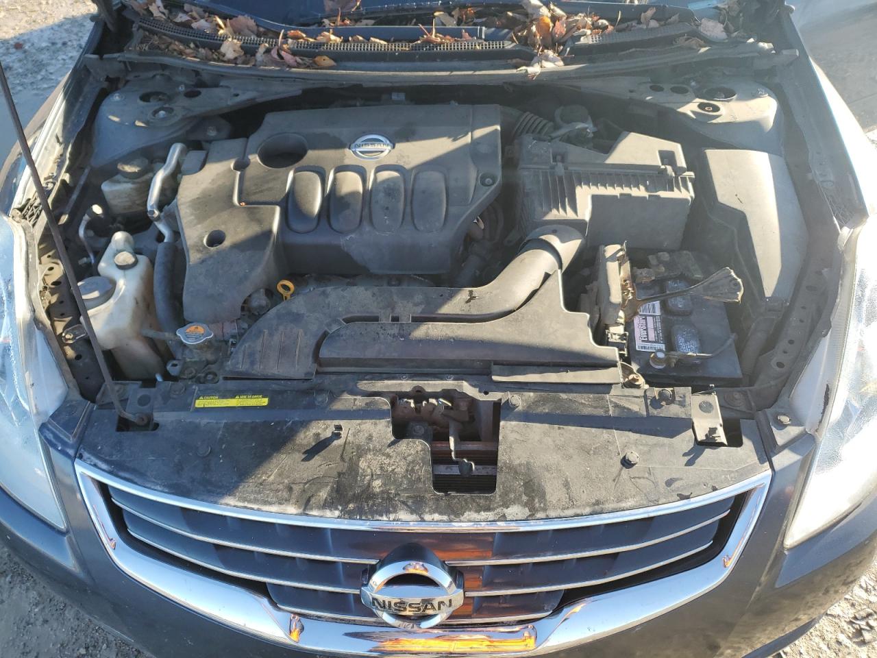 2012 Nissan Altima - Image 12