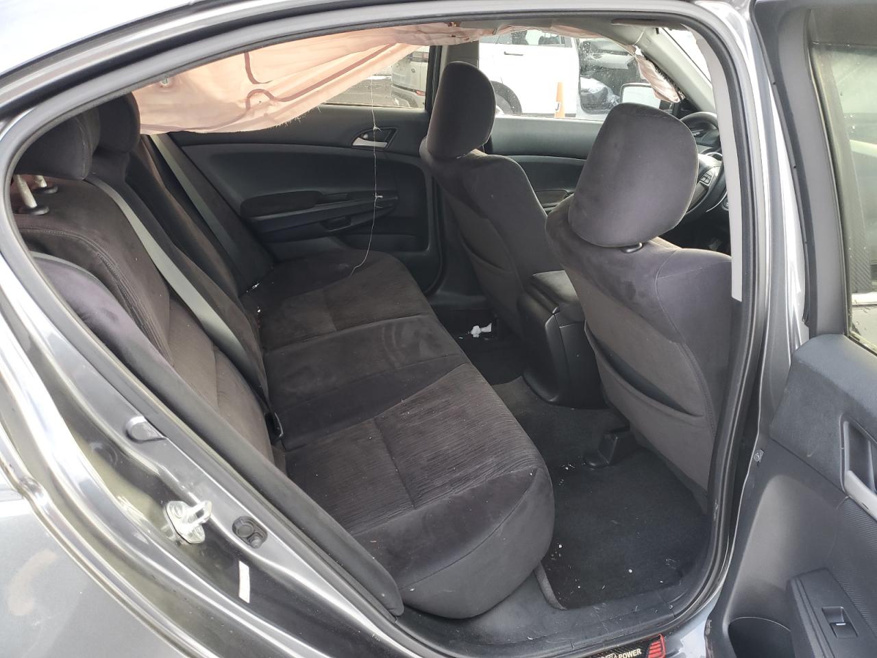2011 Honda Accord - Image 10
