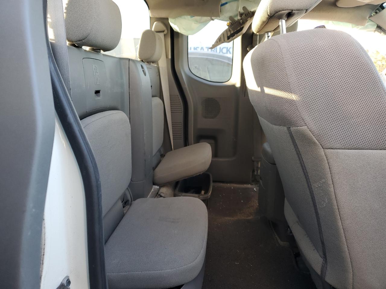 2018 Nissan Navara (Frontier) - Image 10