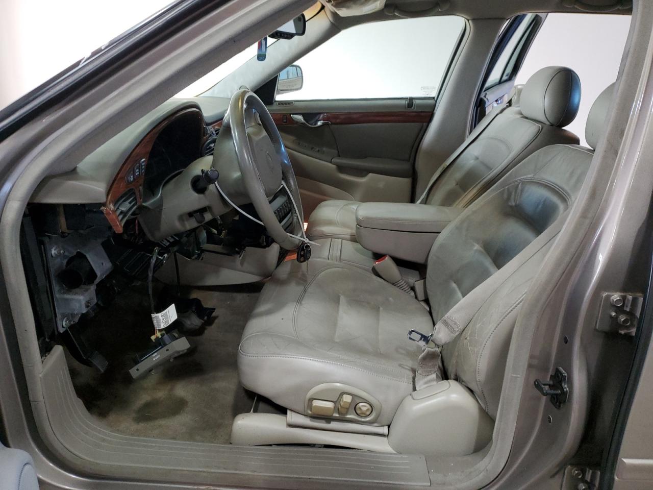 2001 Cadillac De Ville - Image 7