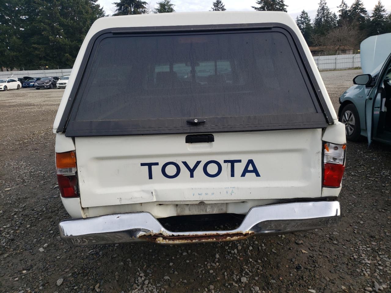 1994 Toyota Pickup - Image 6