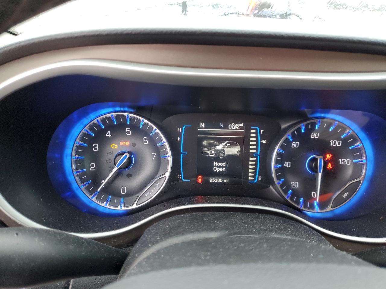 2017 Chrysler Pacifica Touring L VIN: 2C4RC1BG2HR607887 Lot: 85989464