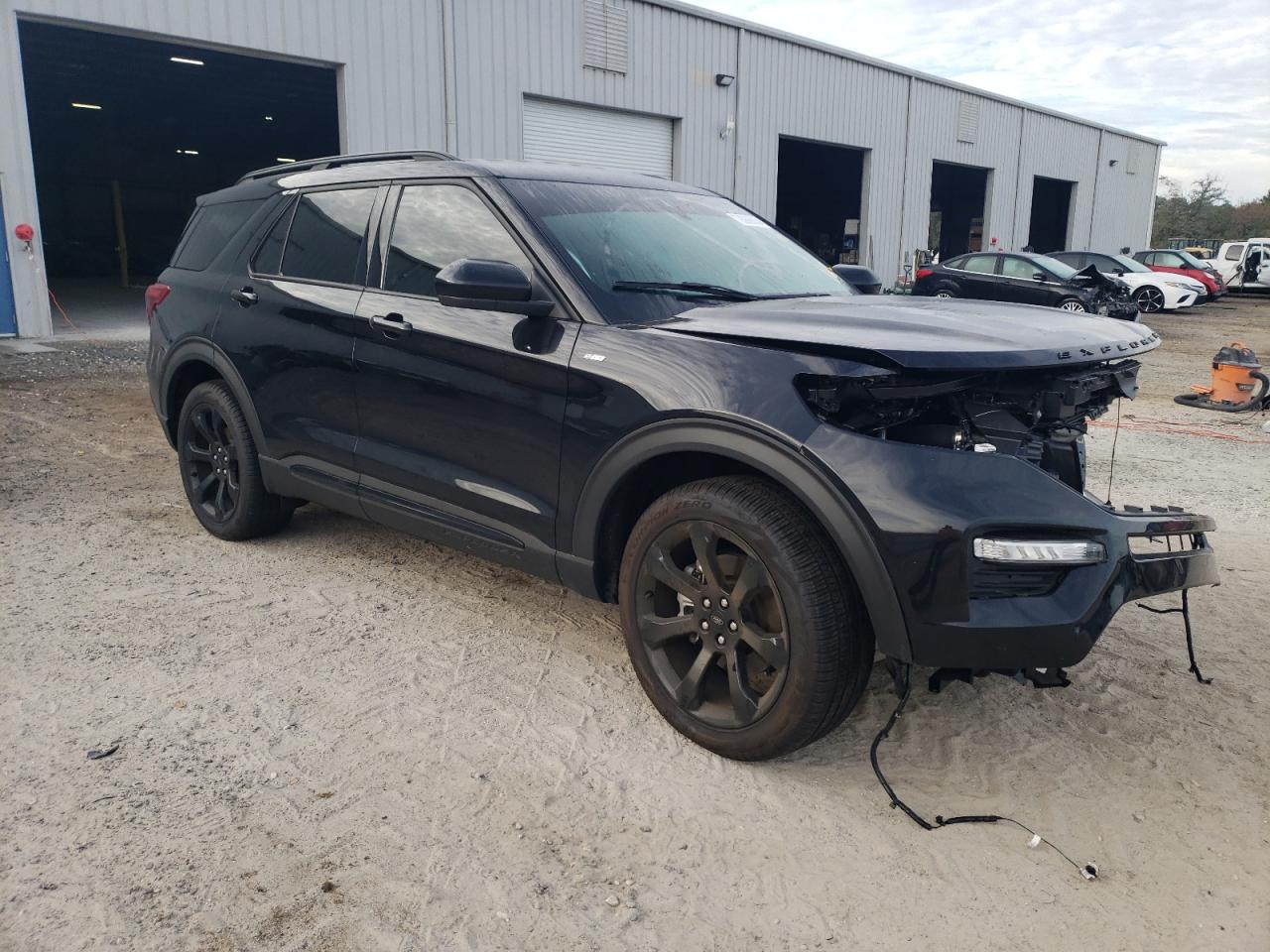 VIN 1FMSK7KH4RGA79798 2024 FORD EXPLORER no.4