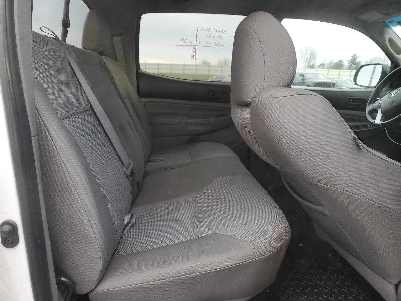 2013 Toyota Tacoma - Image 10