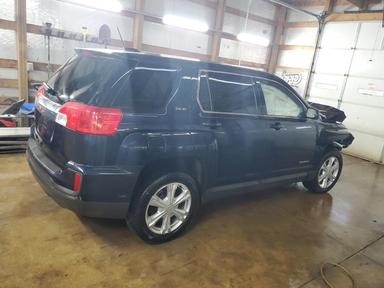 2017 GMC Terrain - Image 3