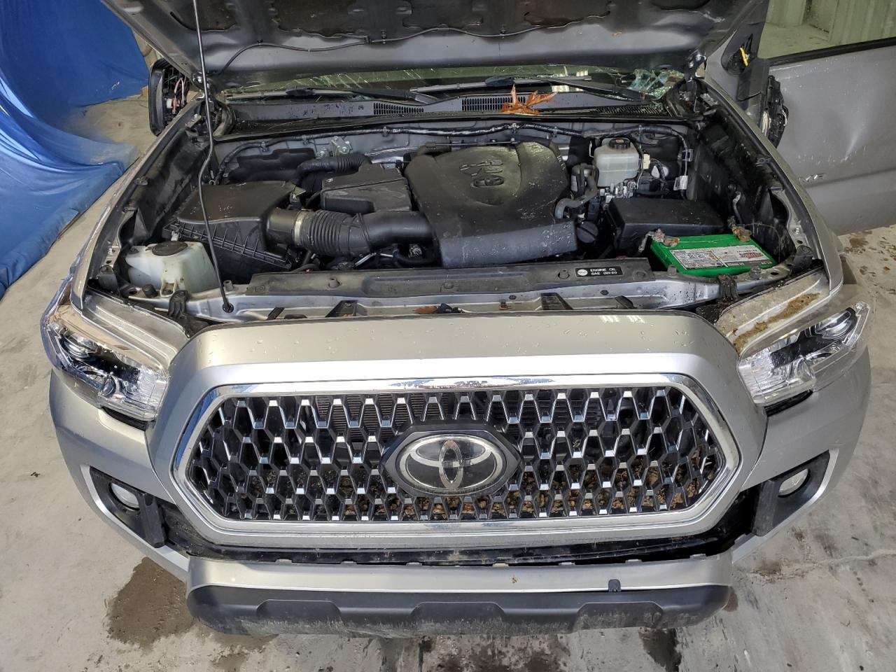 2019 Toyota Tacoma - Image 11