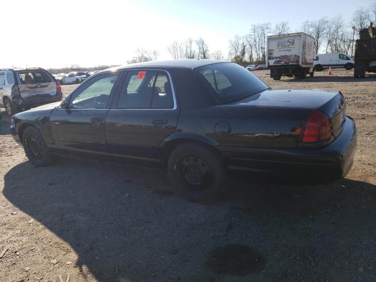 2009 Ford Crown Victoria - Image 2