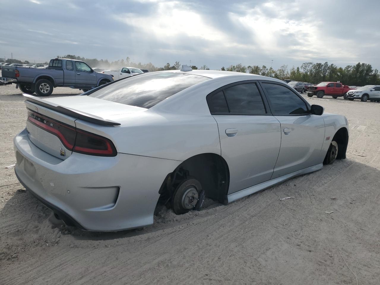 2019 Dodge Charger - Image 3