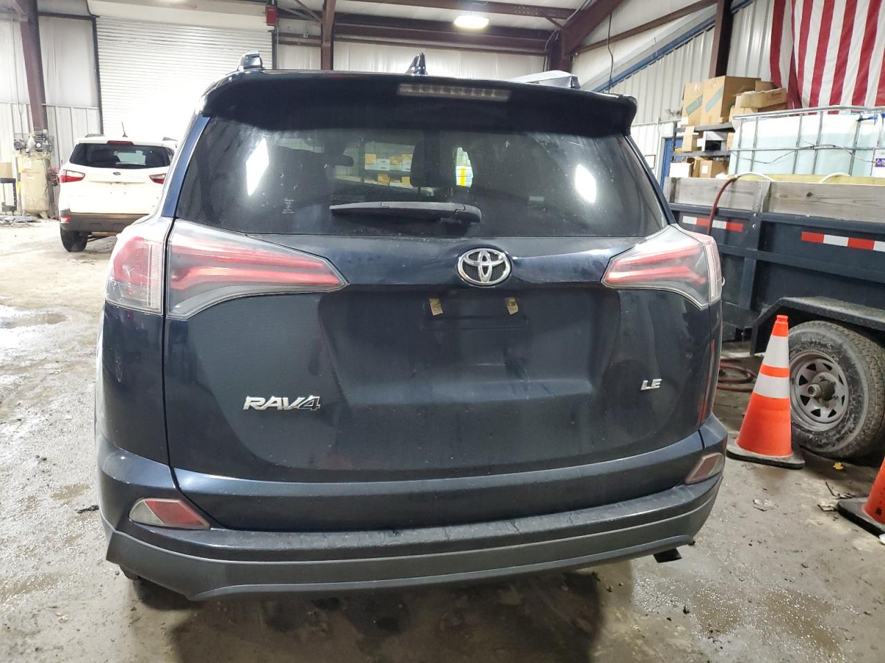 VIN JTMZFREVXJJ170327 2018 TOYOTA RAV4 no.6