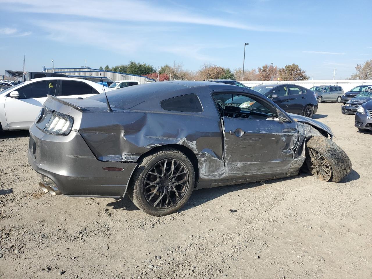 2014 Ford Mustang - Image 3