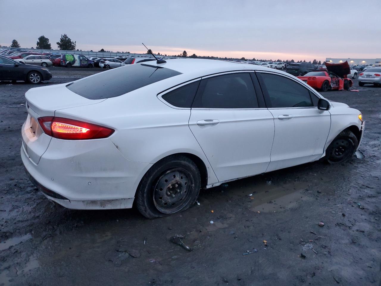 VIN 3FA6P0LU5DR202560 2013 FORD FUSION no.3