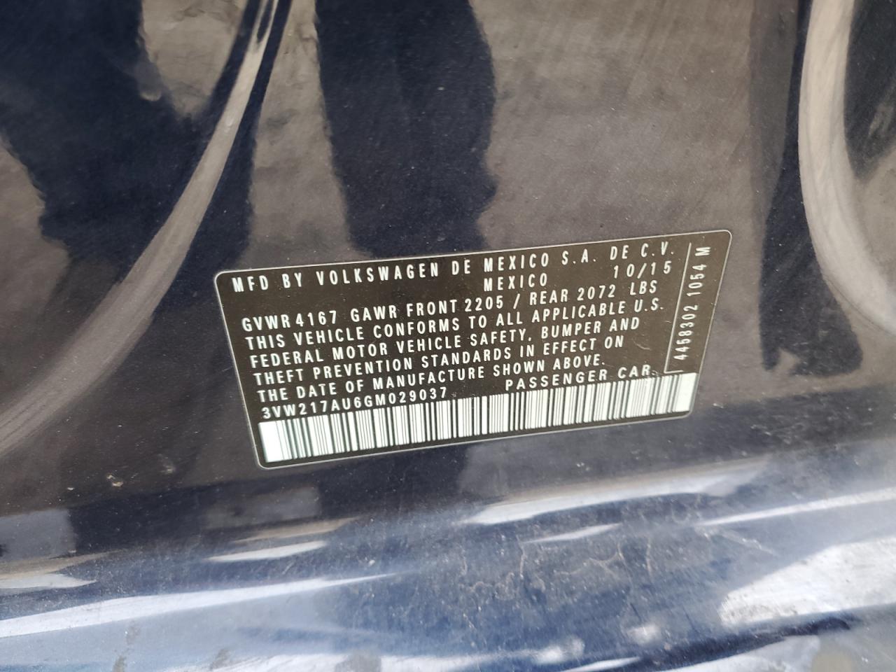 2016 Volkswagen Golf - Image 12