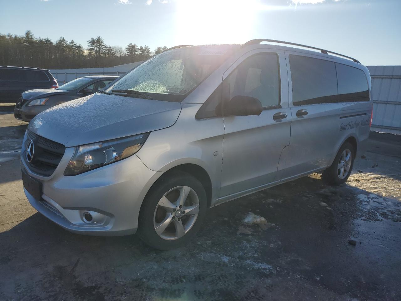 2016 MERCEDES-BENZ METRIS