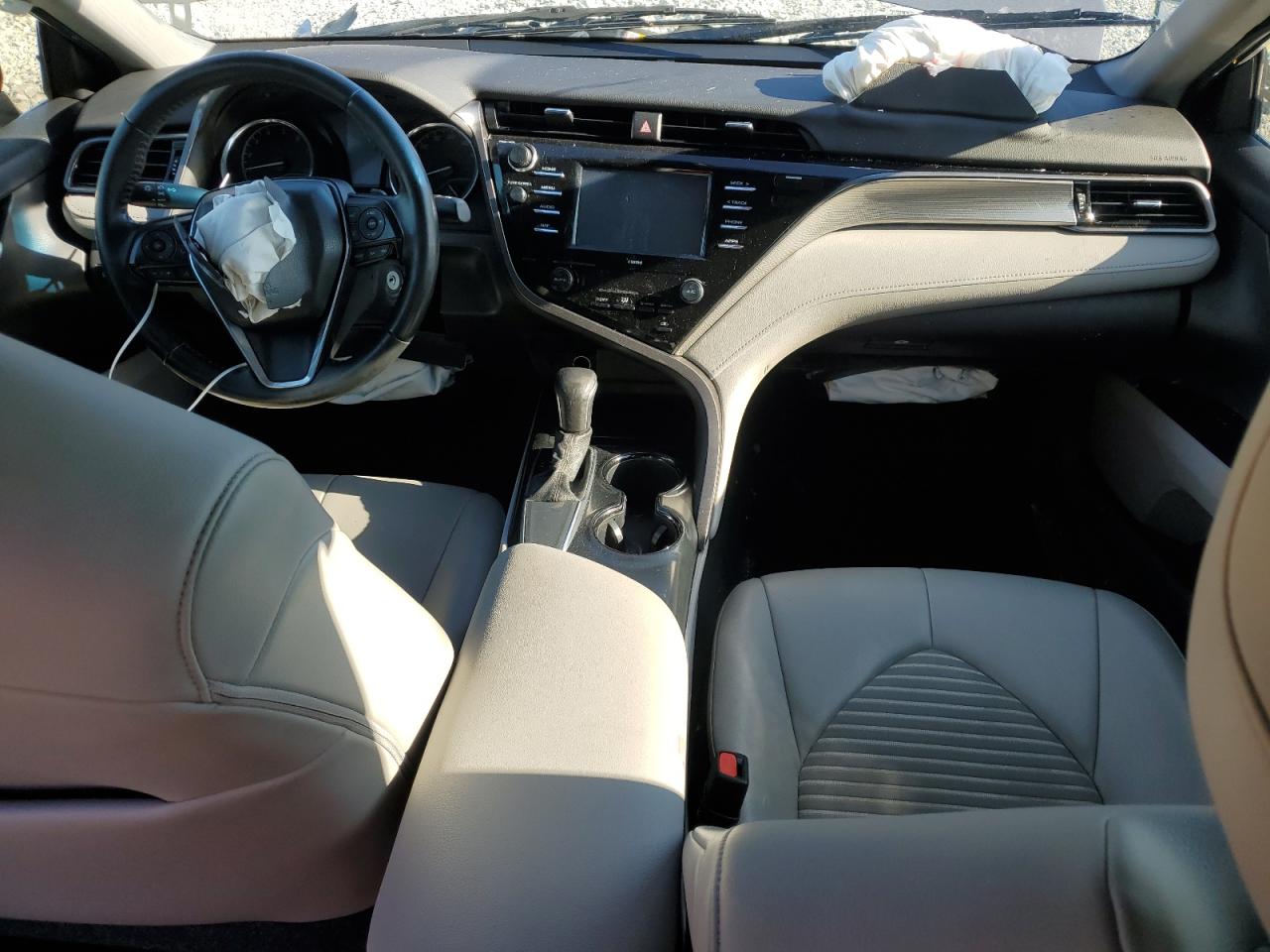 2020 Toyota Camry - Image 8