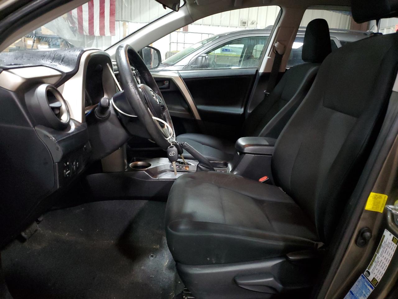 2015 Toyota RAV 4 - Image 7