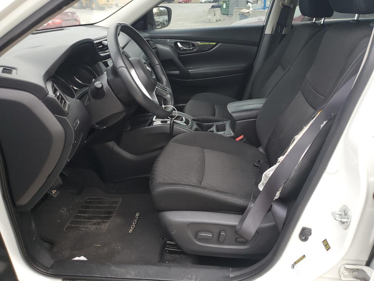 2018 Nissan Rogue - Image 7