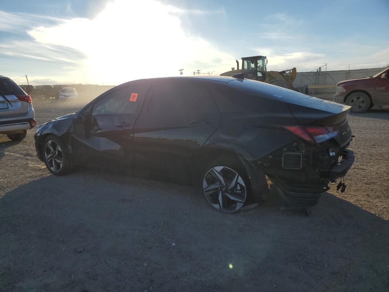 KMHLS4AG6PU451667 2023 HYUNDAI ELANTRA - Image 2