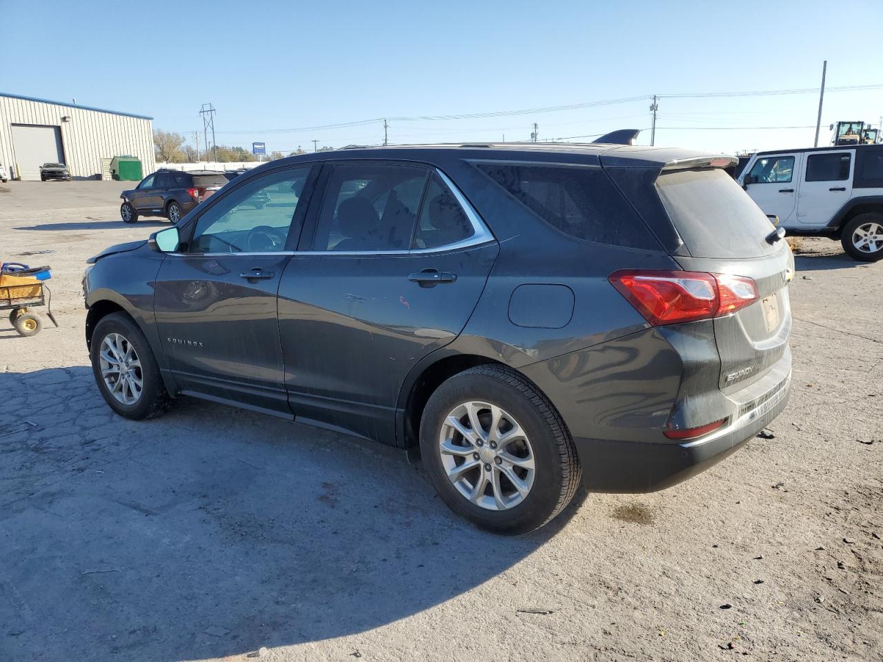 2018 Chevrolet Equinox - Image 2