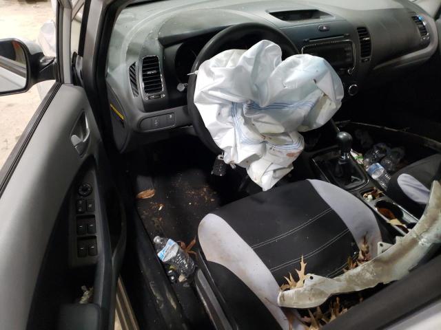  KIA FORTE 2017 Серебристый