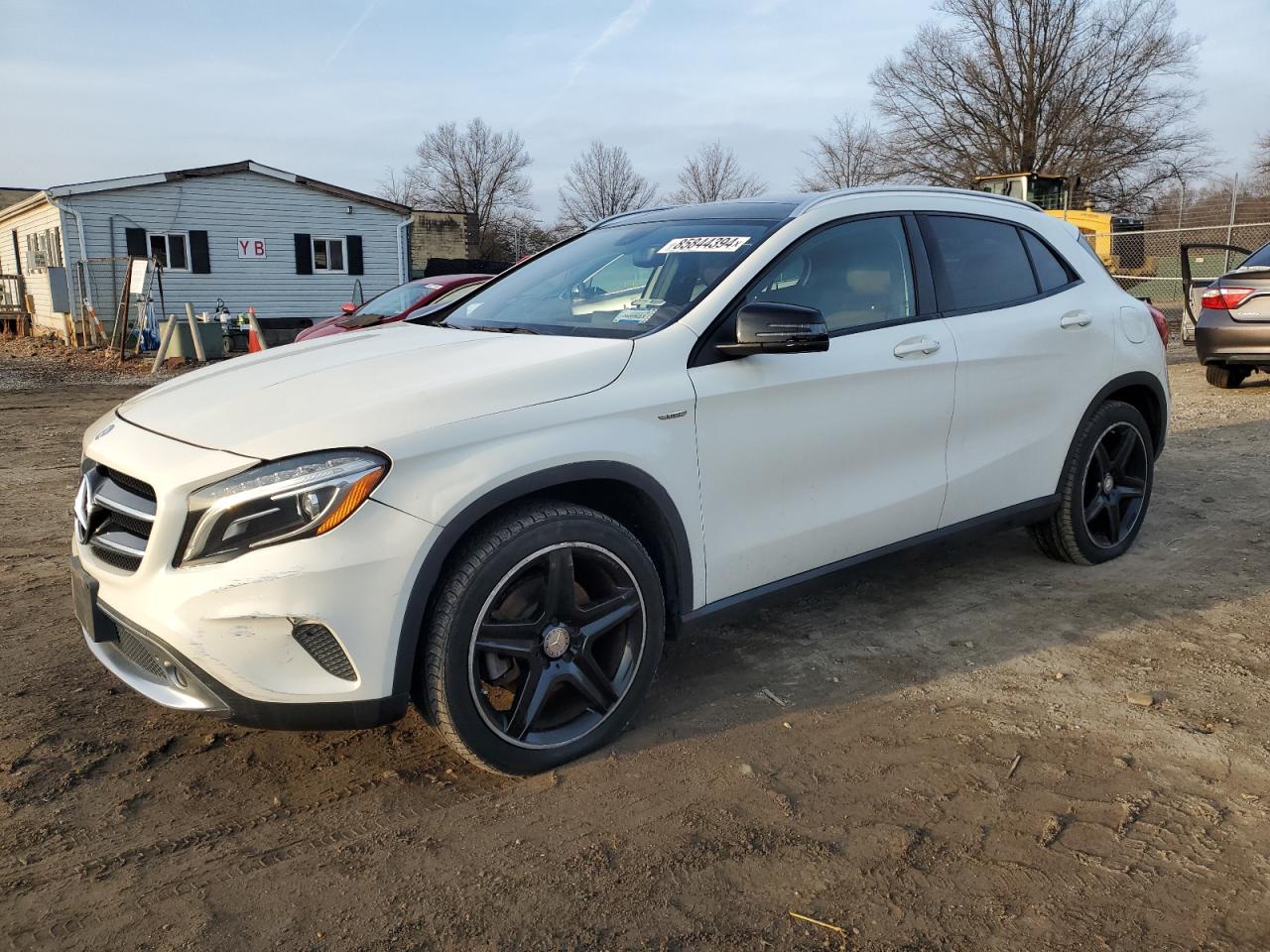 VIN WDCTG4GB3FJ037516 2015 MERCEDES-BENZ GLA-CLASS no.1