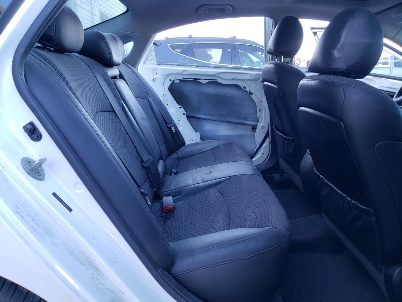 2013 Hyundai Sonata - Image 10